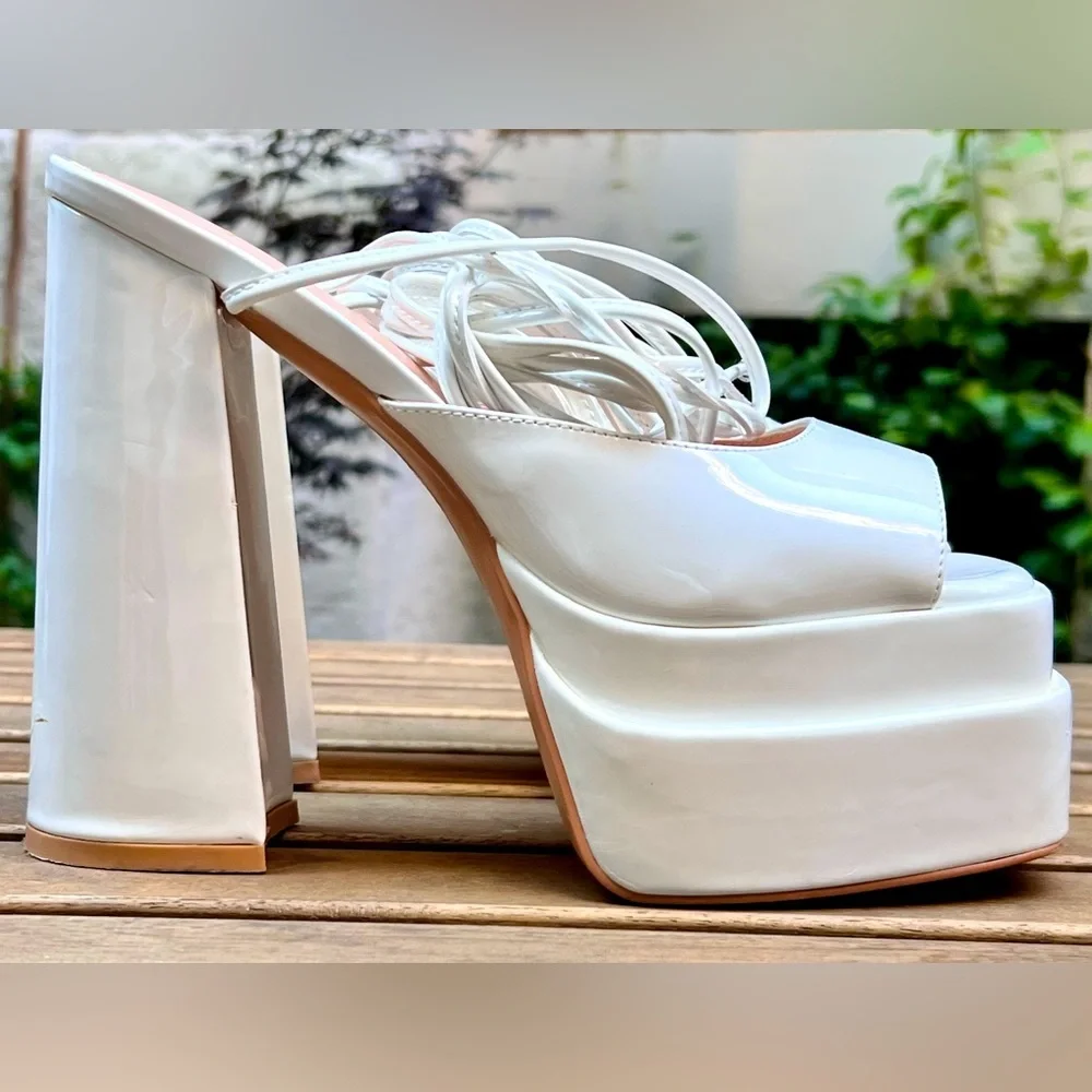 WET KISS Platform Gladiator Heels